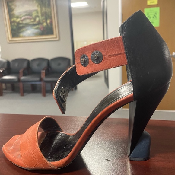 Balenciaga Heels - Picture 3 of 6